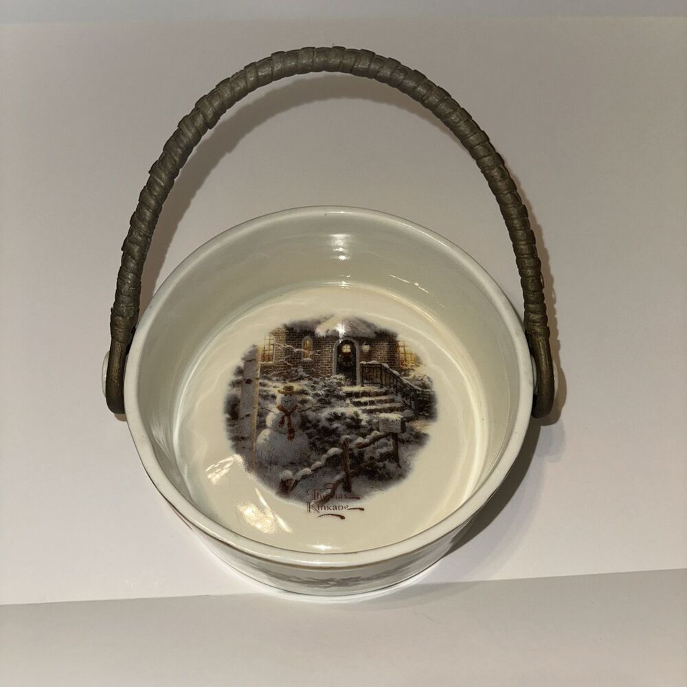 Thomas Kinkade Christmas Holiday Bowl With Handle, Village Christmas, Hallmark